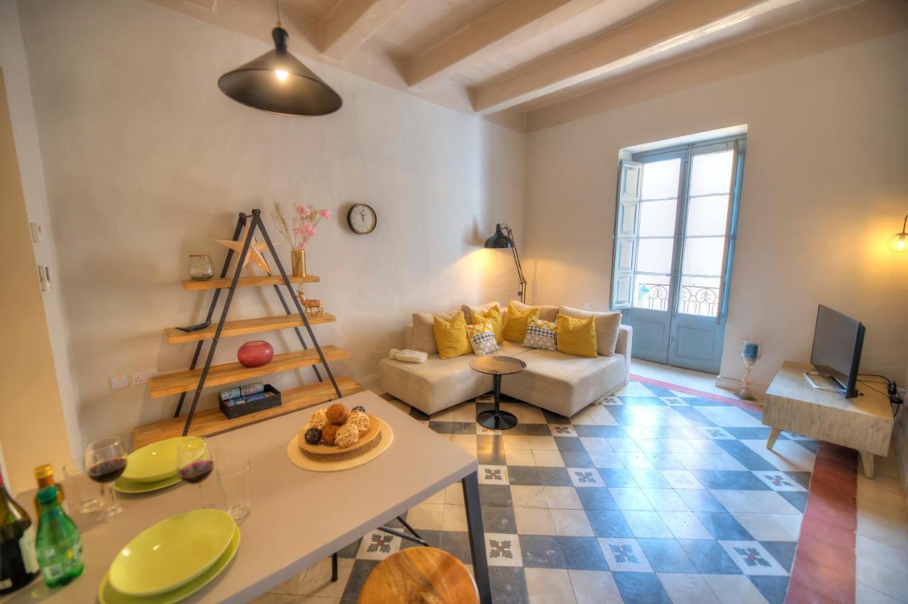 Charming & Traditional Flat In City Center Esch1-2 Valletta Exterior foto