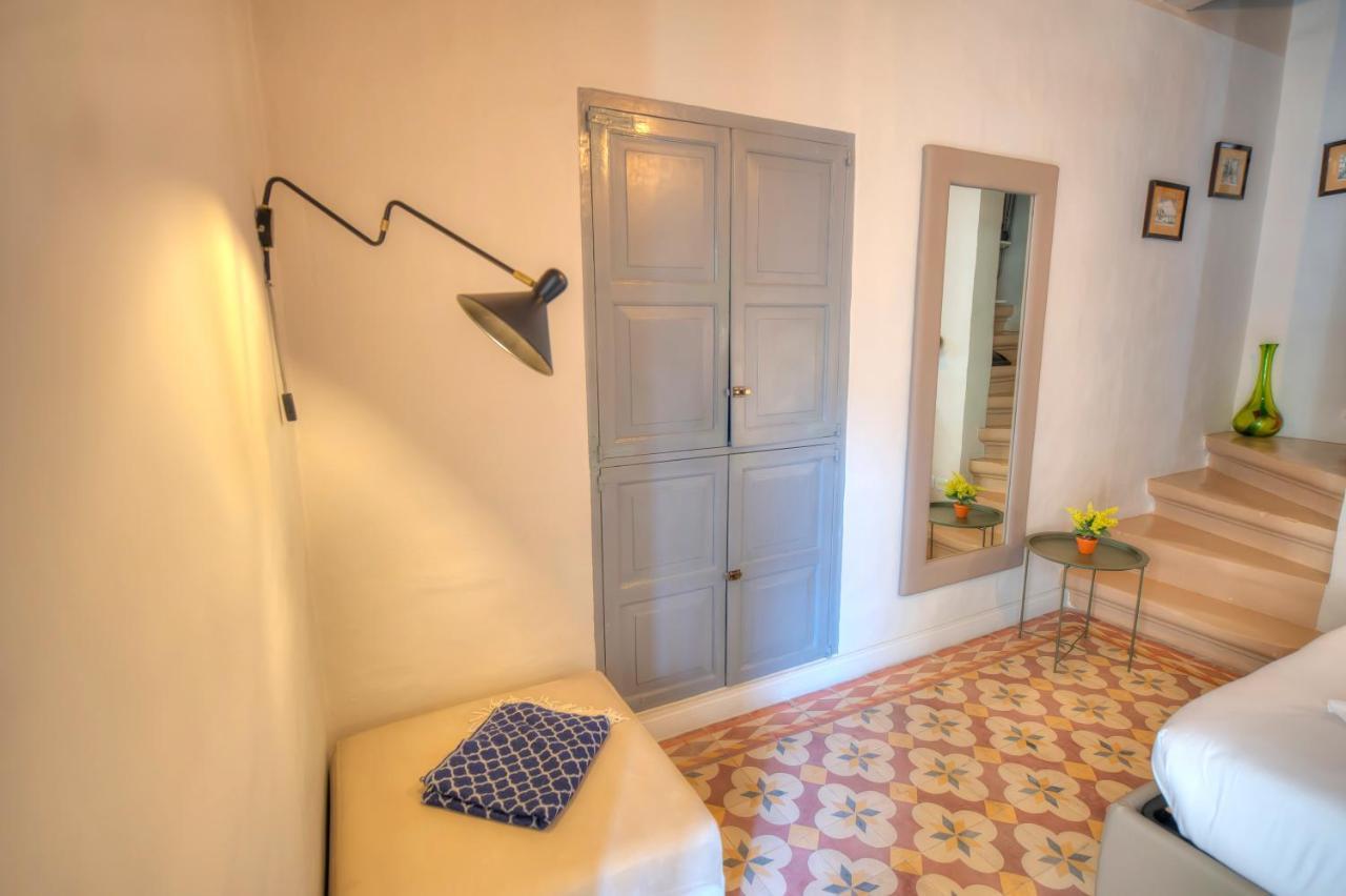 Charming & Traditional Flat In City Center Esch1-2 Valletta Exterior foto