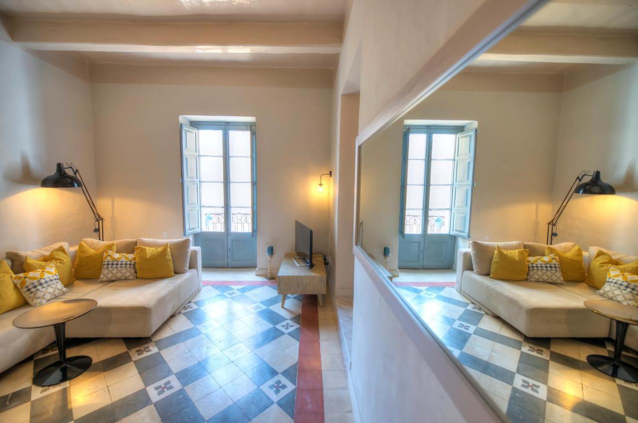 Charming & Traditional Flat In City Center Esch1-2 Valletta Exterior foto